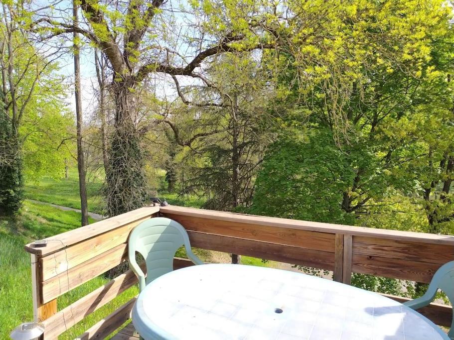 Petit T2 Au Bord De L'allier Holiday home *